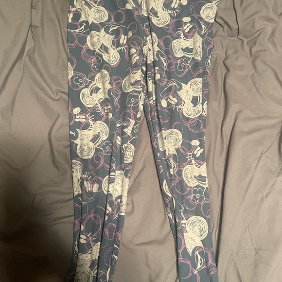 2 pairs Lula Roe OS Minnie Mouse and Mickey Mouse leggings set - Picture 2 of 11